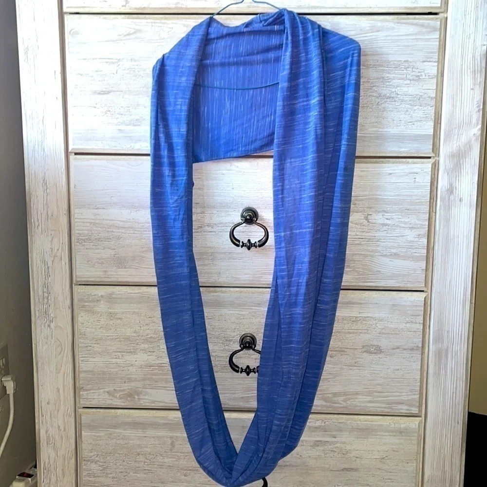 new york & company blue and white striped y2k infinity scarf